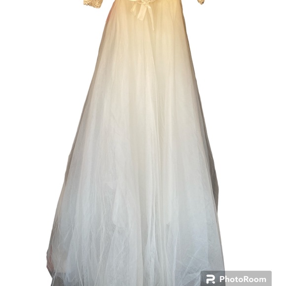 NWT Babyonline DRESS wedding gown in size 2 - Picture 4 of 5